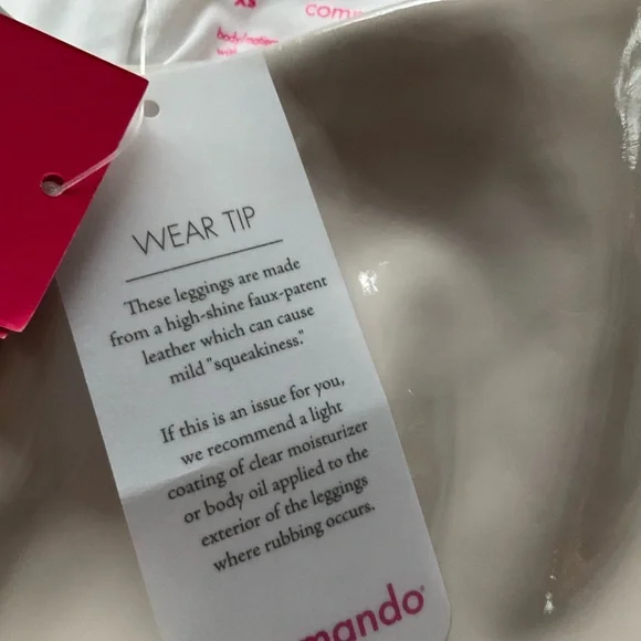 Commando Faux Shiny Beige patent leather Leggings, XS. - Picture 5 of 5